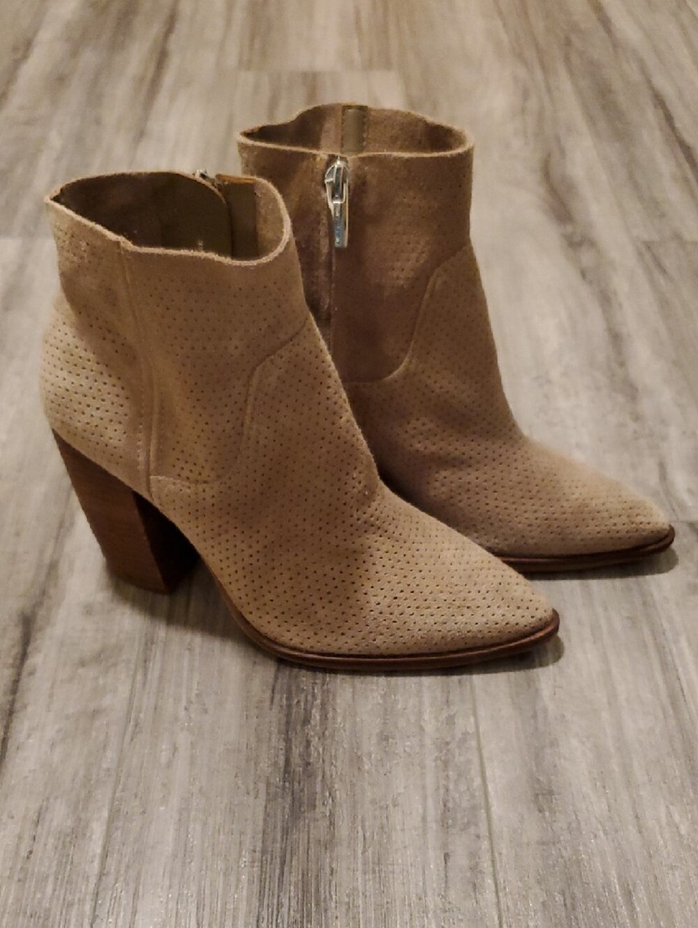 Women's Vince Camuto Cava Suede Heeled Ankle Boot Perforated Ankle Boot Tan